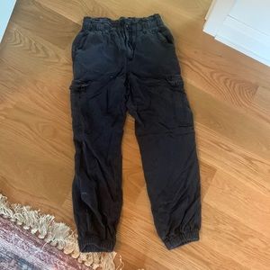 american eagle cargo joggers